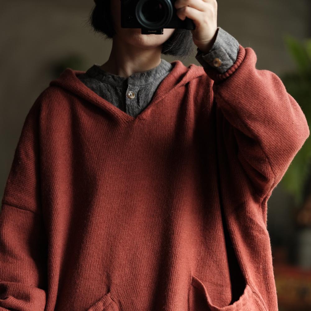 Vintage Wool V-neck Hooded Sweater in Orange