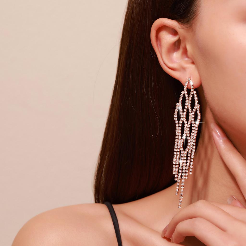 New Fashionable Pair of Exaggerated Large Earrings, Women's Long Style, Round Face with Diamond for Slimming, Fashionable Personality Trend