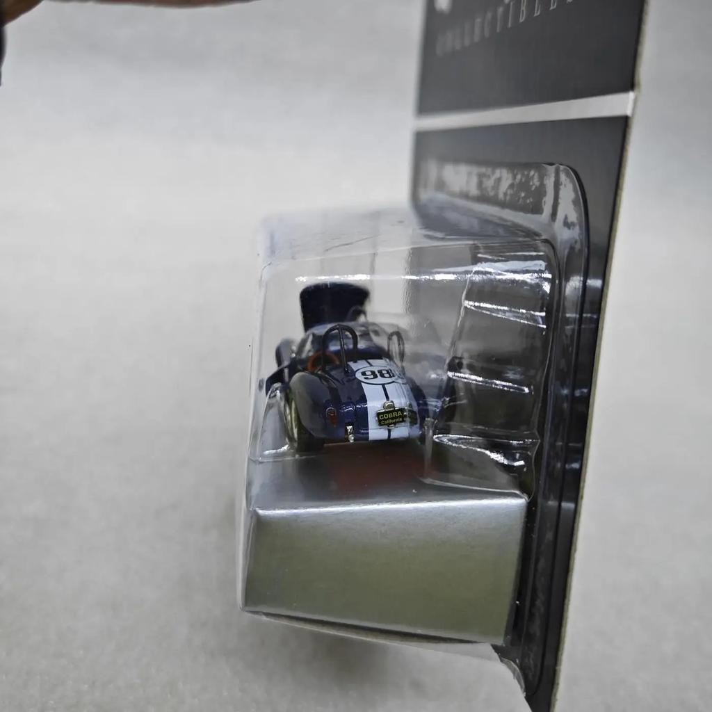 1:64 SHELBY COBRA 427 S/C High Simulation Alloy Car Model Collectible Toy Gift Advanced Car Model Collectibles