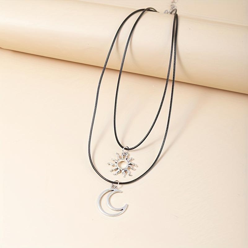 New Sun and Moon Couple Design Necklace Creative Simple Niche Versatile Clavicle Chain Jewelry