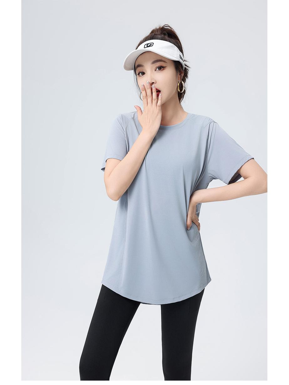 

Plus Size Summer Fitness Top for Women – Belly Covering Short Sleeve Yoga & Running T-Shirt XL сірий колір