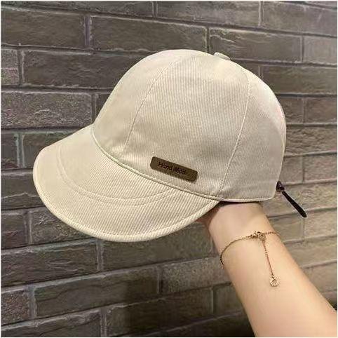 New bucket hat autumn and winter fashion versatile corduroy equestrian hat shopping show face peaked hat tide