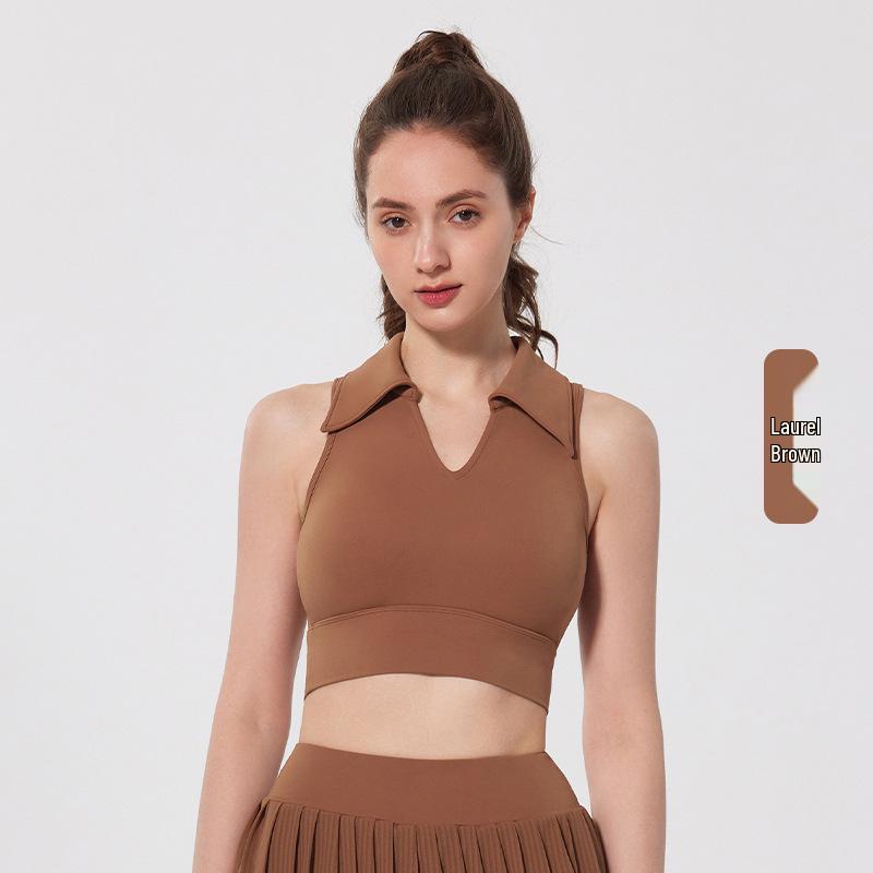 

Женский дышащий спортивный жилет приталенного кроя с отложным воротником и встроенными чашечками для бега и йоги S