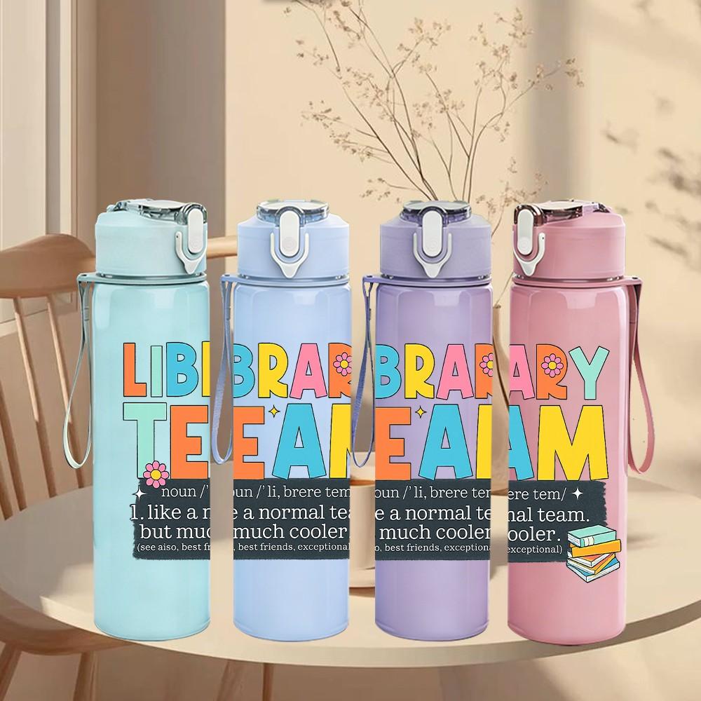 1PC Library Team Book Lover Text Print 750ml Color Plastic Sports Water Bottle Leakproof Flip Straw Lid Suitable for Sports Office Home Use