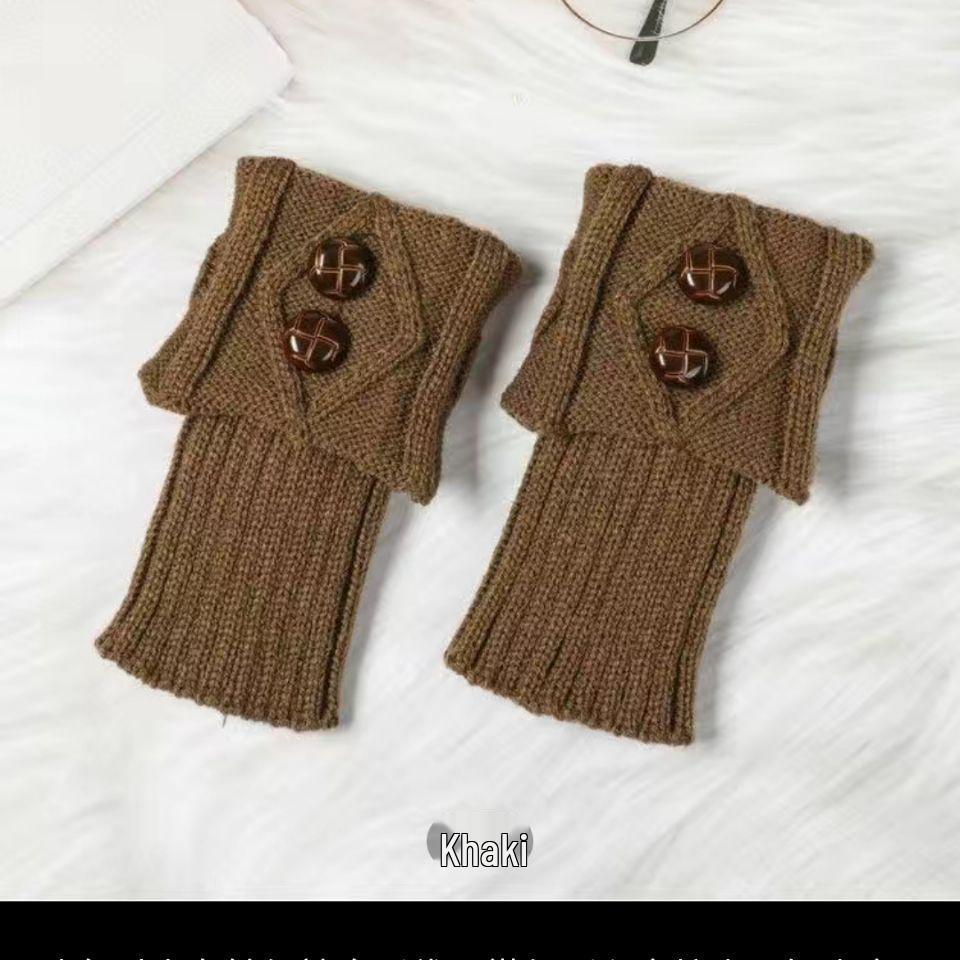 Women's Thick Knit Wool Diamond Button Ankle Boot Socks and Leg Warmers for Autumn and Winter.