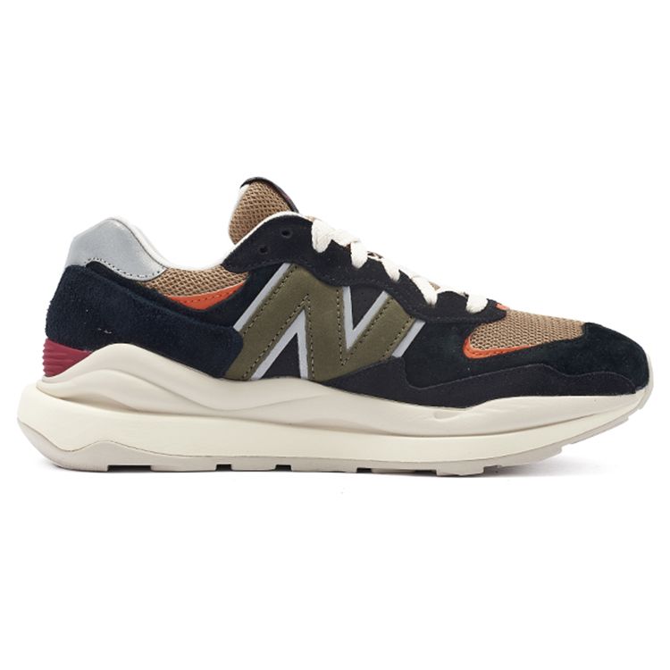 New Balance 57/40 Lunar New Year - Black Poppy Unisex Sneakers U5740CNB