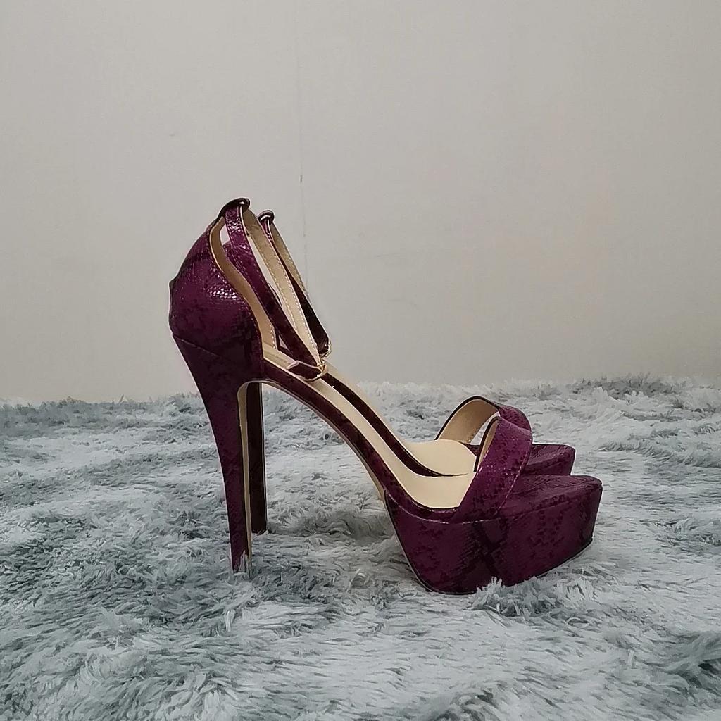 Nové Dámské Sandály Sexy hadí vzor Otevřená špička 14 cm Velké podpatky Lakovaná kůže Nighclub Party Svatební boty na platformě