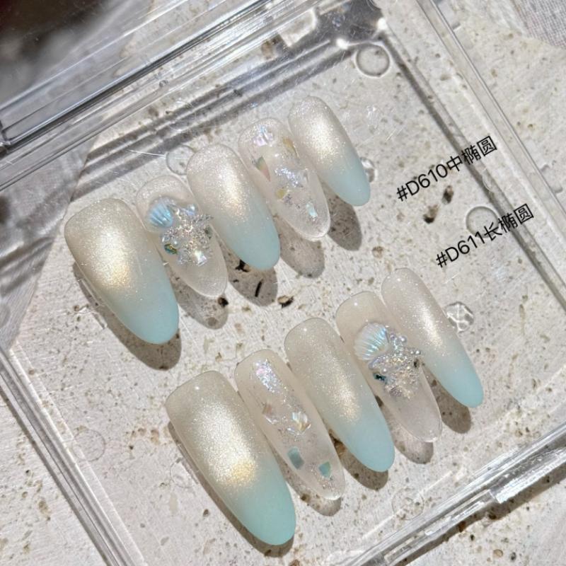 10Pcs Handmade Blue Gradient Cat Eye Fake Nails with Shell & Starfish 3D Accents D610