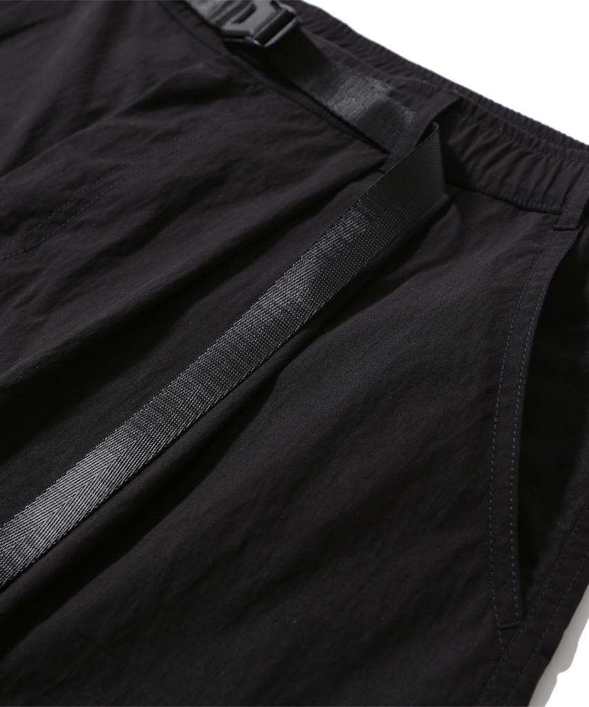 Haebeuopeudyuti C/N Comfortable Belted Shorts (Black)