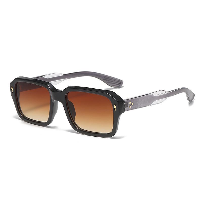 Rivet Gradient Street Style Minimalist Square Sunglasses