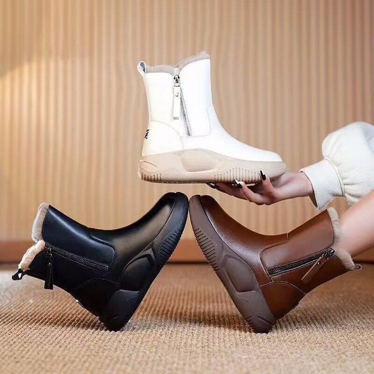 Snow boots autumn and winter platform shoes fleece thickened soles soft leather warm Martin boots