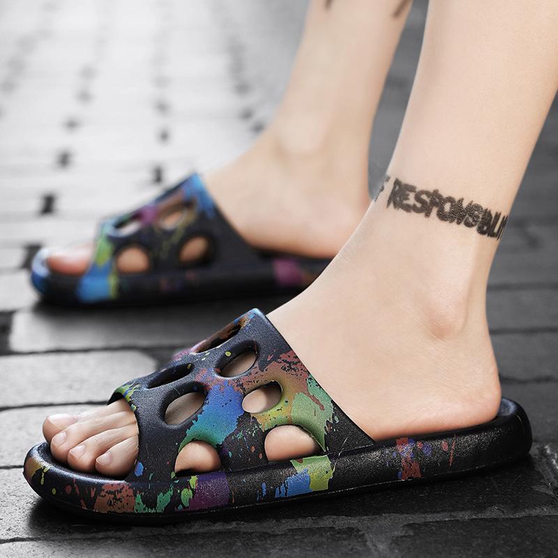 Summer Beach Home Sandals Comfortable Printed Bathroom Shower Slippers Man Hollow Out Leak Women Slides Summer Eva Shoes