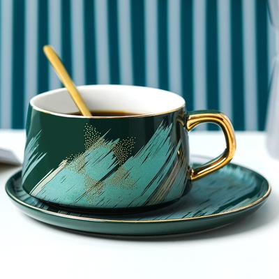 Luksusowy styl skandynawski filiżanka kawy geometryczny wzór złota malowana ceramiczna popołudniowa herbata filiżanka do kawy kwiatowa filiżanka do herbaty