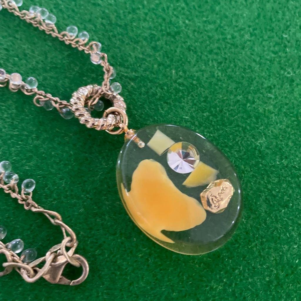 Used Q-pot. Q-pot tangerine jelly necklace pendant accessory charm rare out of print