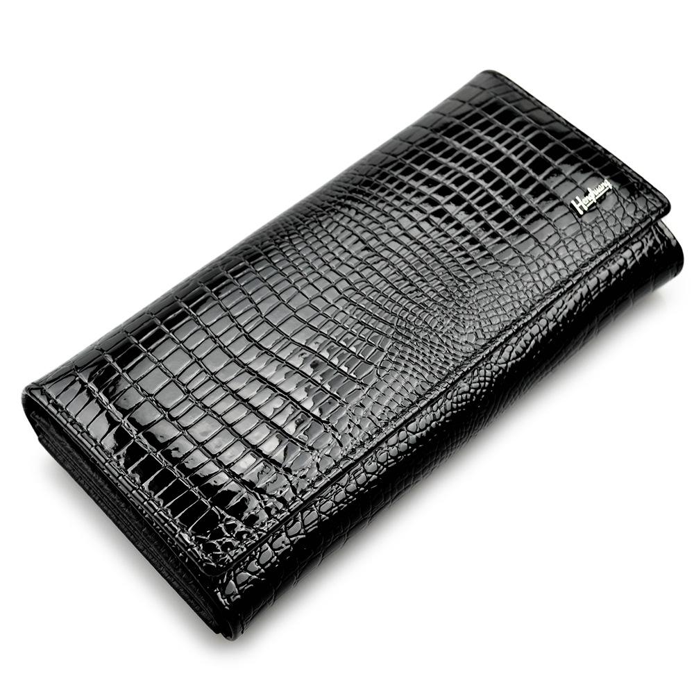 Top Layer Cowhide Women's Crocodile Pattern Genuine Leather Wallet and Clutch