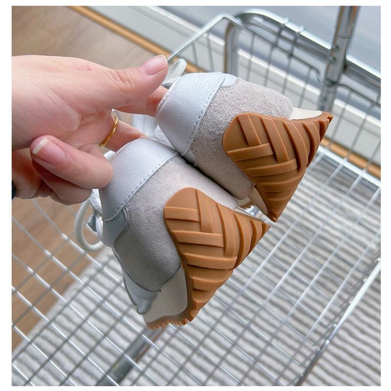 Fashion New 2025 Women Sneakers Summer Autumn Genuine Leather Retro Fashion Casual Flats Women Lace-up German Training Shoes Women