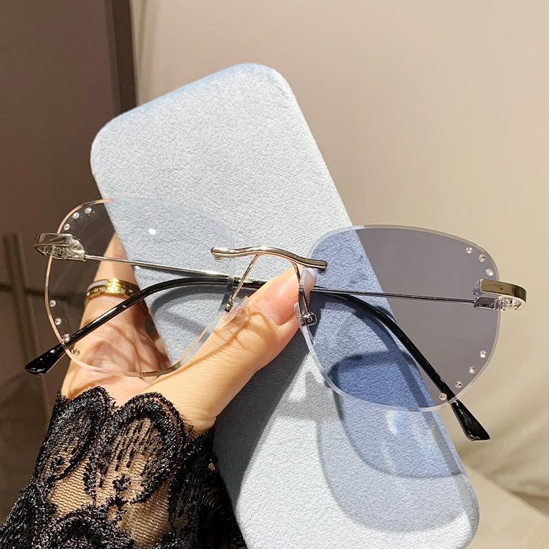 Frameless Po-sensitive Color-changing Anti-blue Light Nearsighted Glasses