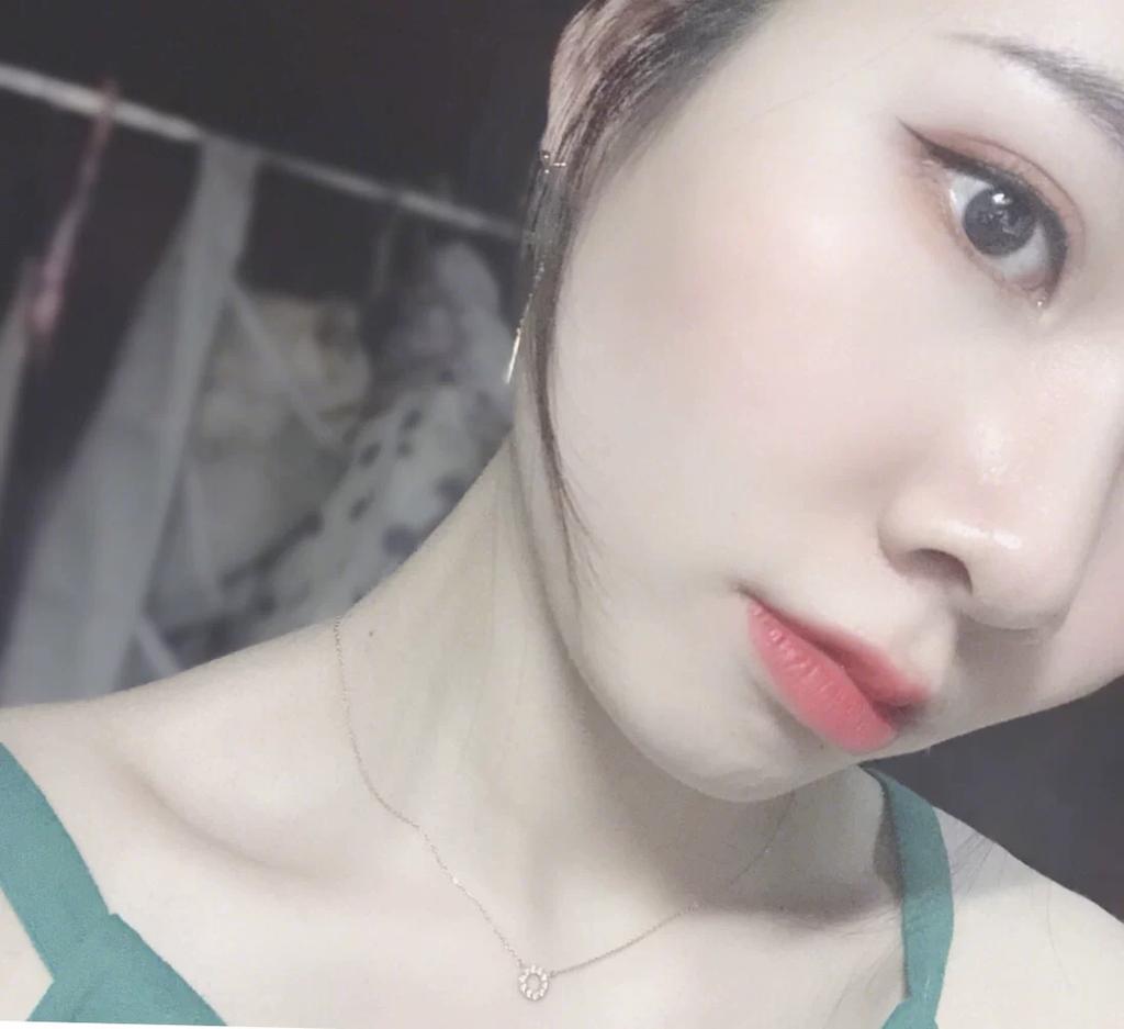 Little Gold Bar No. 11 Gentle Apricot Pink Bean Paste Matte Lipstick, Long-Lasting, Non-Fading, Super Gentle