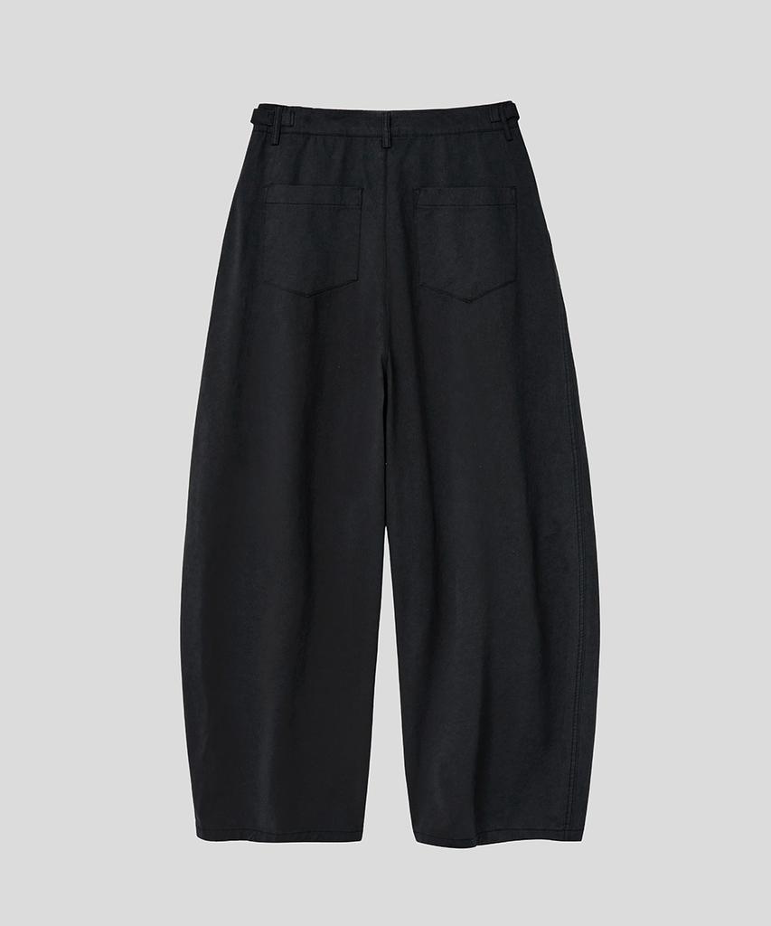HOOVES Garment Washed Double-Pleat Pants [Black]