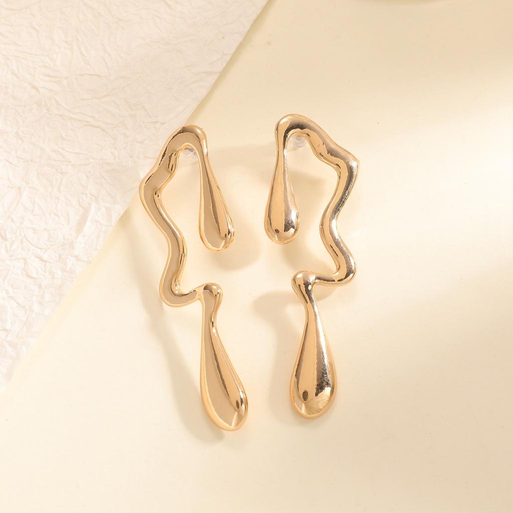 European and American Accessories, Fashionable Liquid Alloy Irregular Stud Earrings for Women, Personalized Trendy Geometric Hollow Waterdrop Earrings