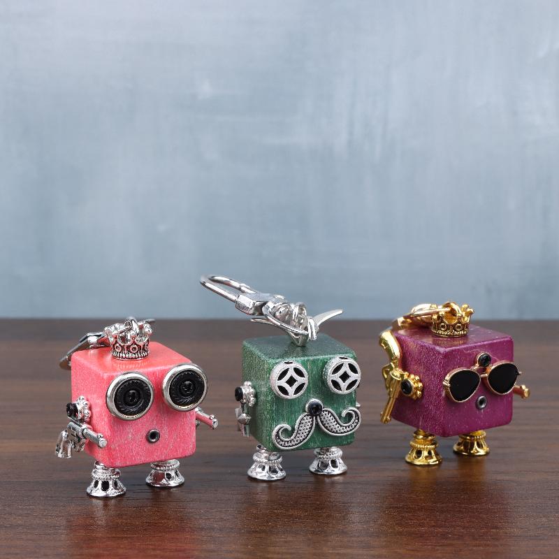 Lovely Hand-Made Punk Wooden Metal Steampunk Robot Charactors Keychain Pedant Necklace For Bag Charm Cool Jewelry Gift