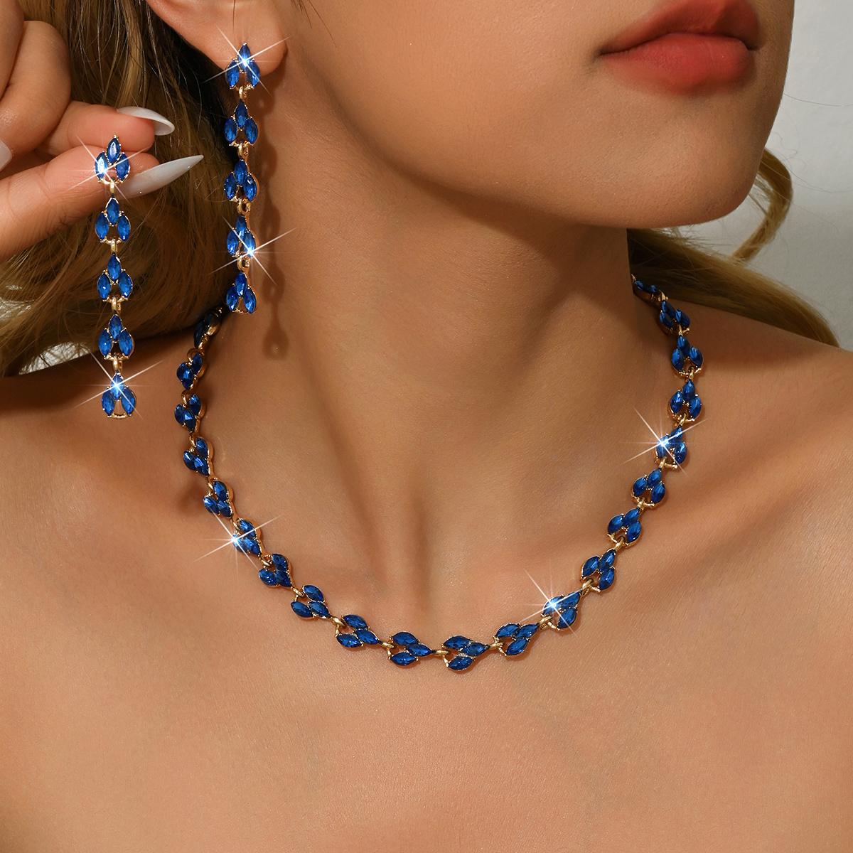 

Cross border new hot selling Korean style fashionable earrings, necklace, bracelet set, bride s wedding dress, dinner party