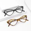 Katzenaugen Weitsichtigkeitsbrille Blaulichtfilter Lesebrille für Damen Herren Trendige Bunte Blumenmusterfassung Altersweitsicht Brillen