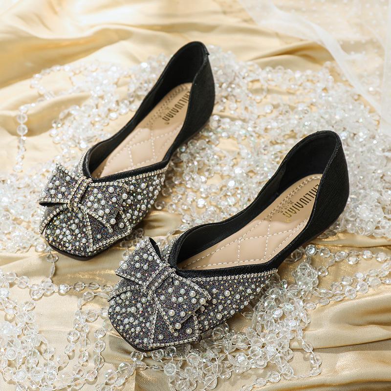 

Xiaoxiangfeng round head hollow flat shoes spring and summer new rhinestone beanie shoes low heel single shoes women s soft sole large size women s sh 33 чорний