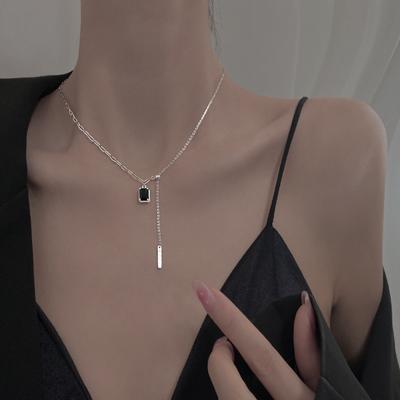 Schwarze quadratische Anhänger-Halsketten für Damen und Herren, koreanische elegante geometrische Schlüsselbeinkette, Halsband-Halskette, Schmuck