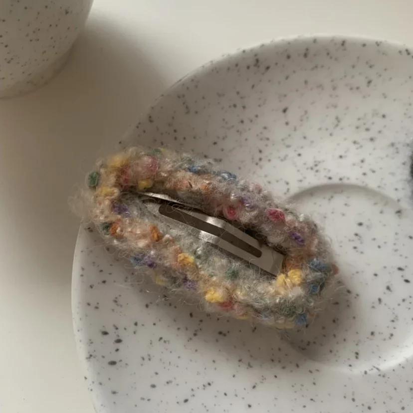 1PC Rainbow Color Classic Style Wool Knitted Barrettes Hand-Woven Hairpin BB Clip High Sense Bang Clip Headwear Hair Accessories