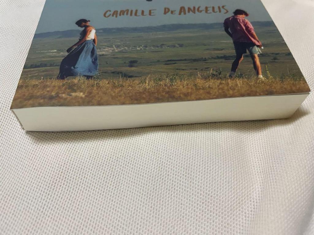 [USED] Bones and All / Bones and All English Books