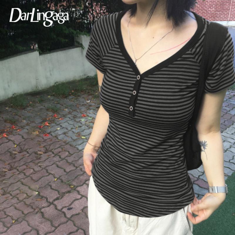 

Корейская мода Полосатый V-образный вырез на пуговицах Приталенные футболки Женский летний топ с коротким рукавом Футболки Эстетика Y2K Новинка S темно серый