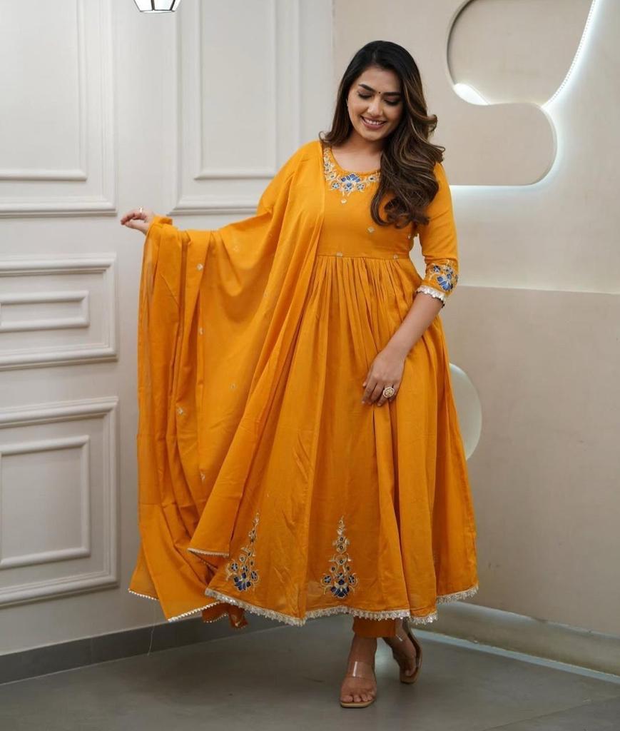 Wunderschönes Designer Kurti Salwar Suit Damen Bollywood Partykleidung Kurta Hose Dupatta Set Kleid