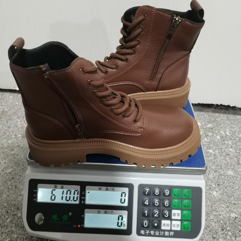 Damskie botki Martin na platformie o szerokiej tęgości, motocyklowe botki do kostki w stylu brytyjskim, europejskie botki hurtowe w magazynie