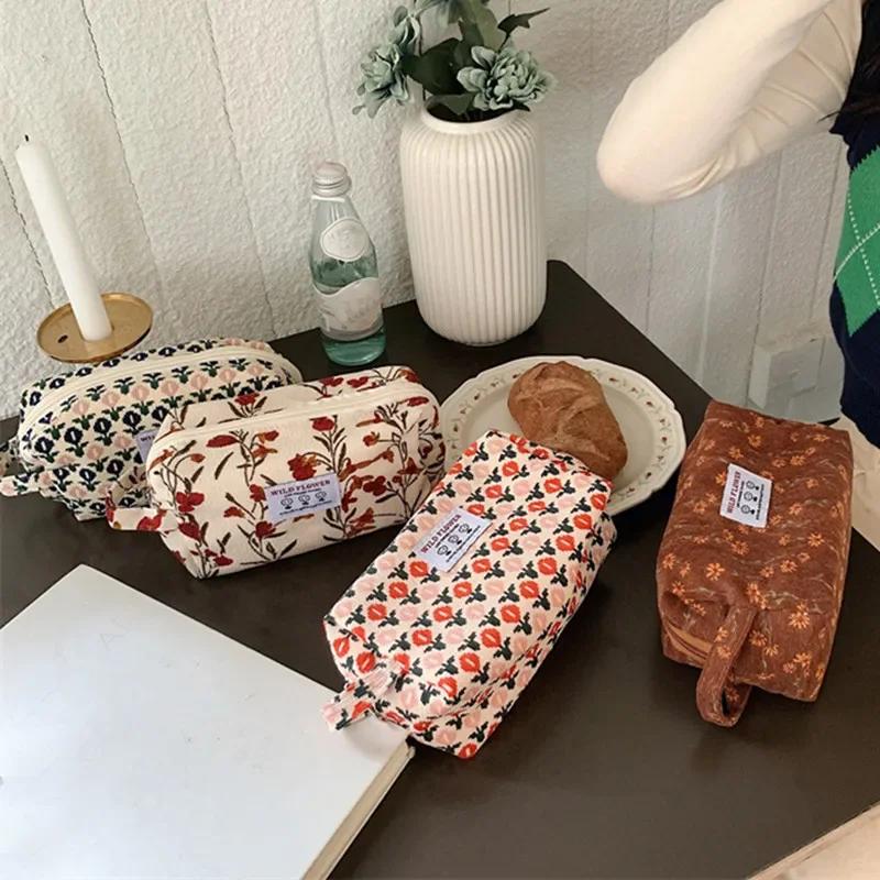 Corduroy Makeup Bags for Women Floral Print Cosmetic Bag Pencil Case Travel Toiletry Bag Storage Bag Organizer Beauty Case