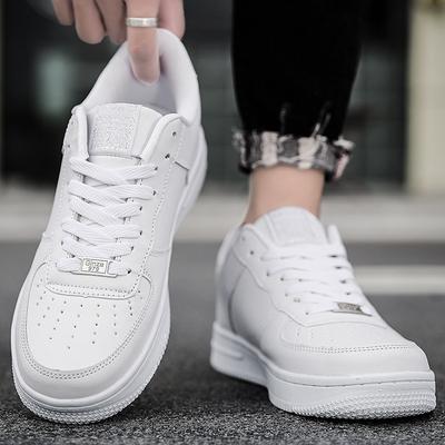 Men's Shoes Are Fashionable, Breathable, Light and Comfortable, Classic Little White Shoes, Spring Shoes.
