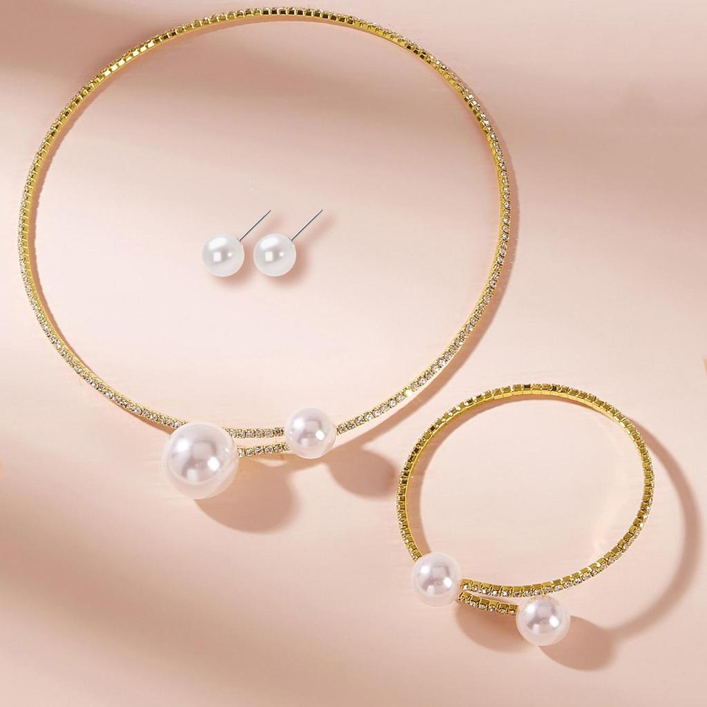 Minimalist Jewelry Set: Diamond & Pearl Choker, Clavicle Chain Necklace, Earrings & Bracelet