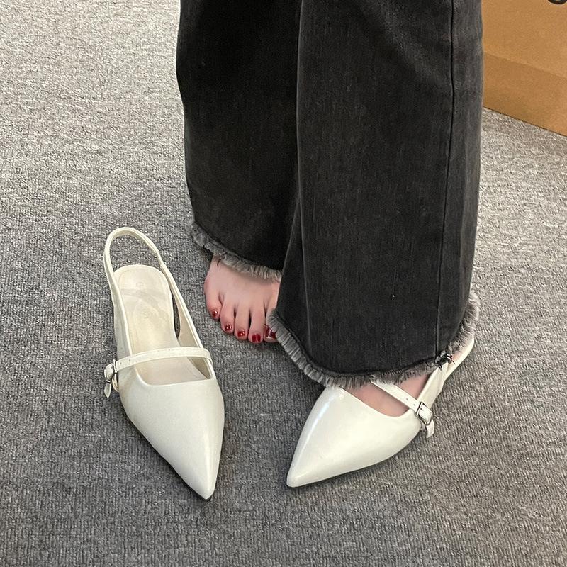 Flat Bottom Versatile Not Tired Foot Bag Head Sandals Fairy Shoes 2025 New Spring and Summer Pointed Temperament Niche Single Shoes