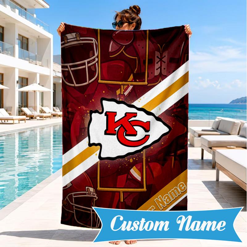Custom Name Kansas City Chiefs Helmet Personalized Microfiber Beach Towel, Quick-Dry, Ideal for Summer Travel, Beach Essential, Swimming