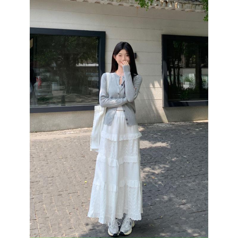 Damski Kardigan Dzianinowy z Retro Haftem - Modna Krótka Kurtka Twist na Wczesną Jesień 2023