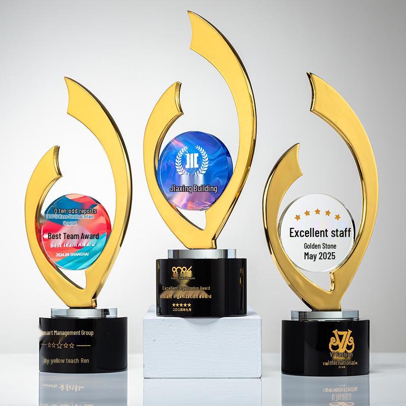 Trofeo in Metallo Personalizzabile 2024 per Premio Dipendente Eccellente con Stampa a Colori