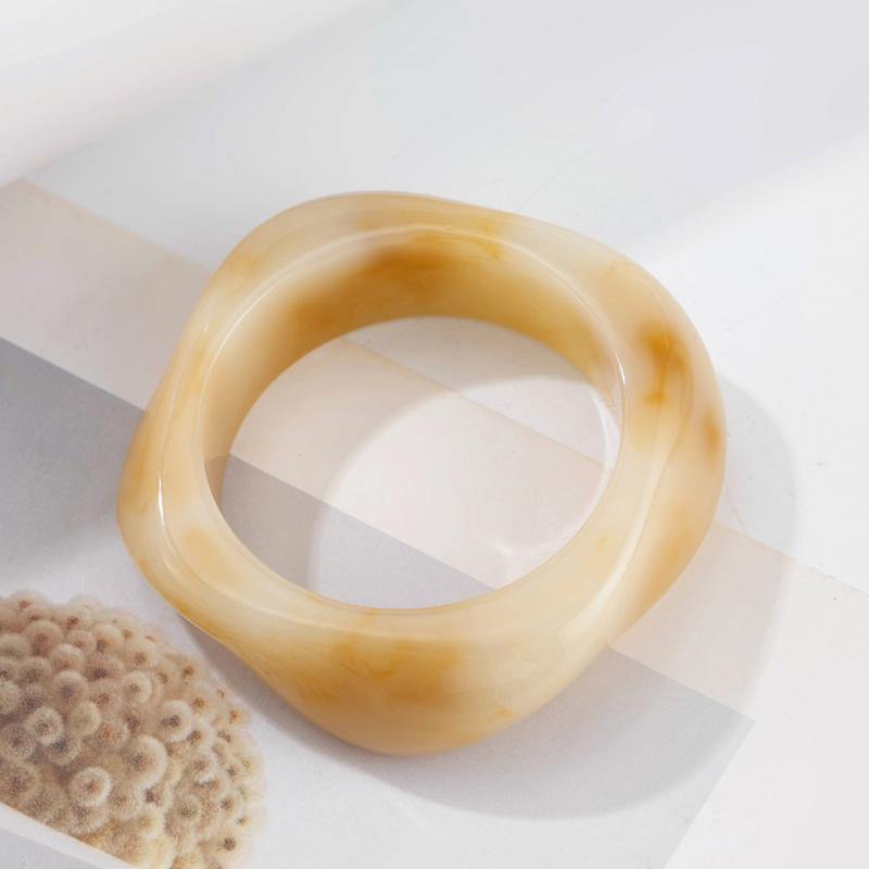 2025  Jewelry Vintage Acrylic Big Geometric Irregular Bangles For Women Trendy Resin Wide Cuff Bangles Bracelets
