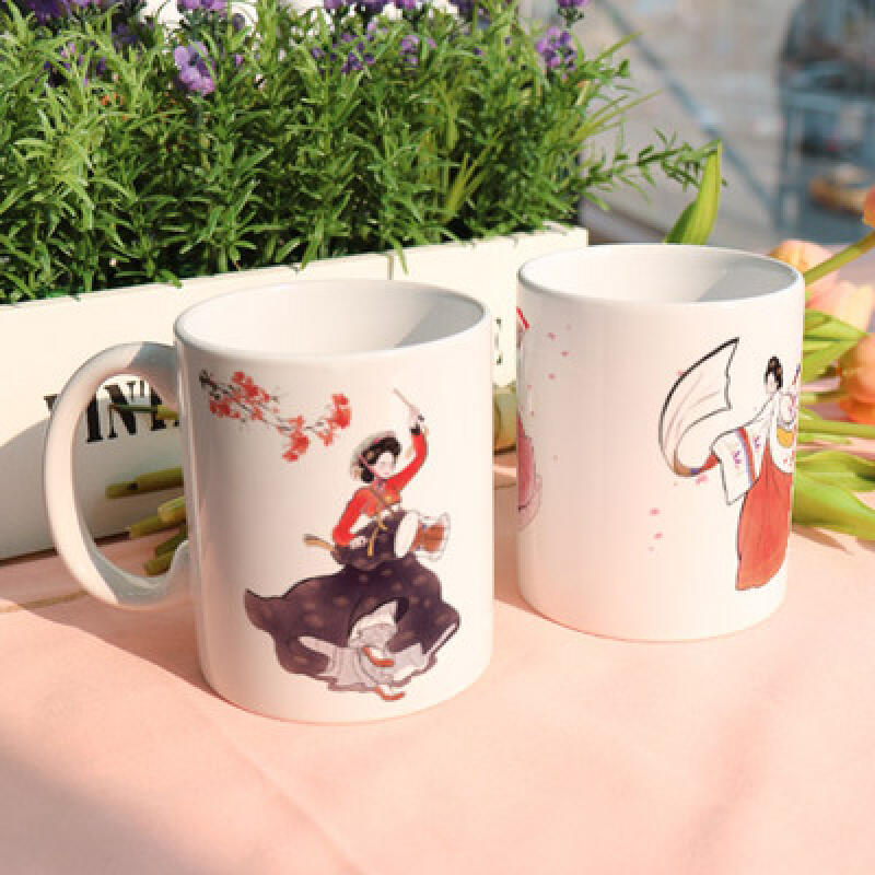 ij580-Design Mug 2p-Portrait of a Beauty 1