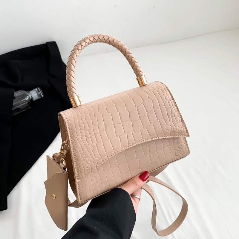 Solid color simple fashion mother and child bag 2025 spring new versatile ins shoulder messenger bag temperament small square bag women