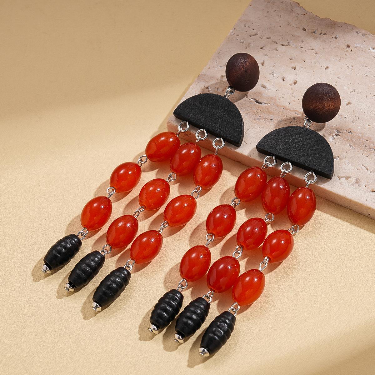 

European and American wood crystal beaded oval fringed silver needle earrings ethnic style personalized earrings