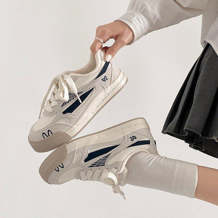 New velvet warm moral training shoes autumn and winter students thick-soled high-value two-cotton board shoes