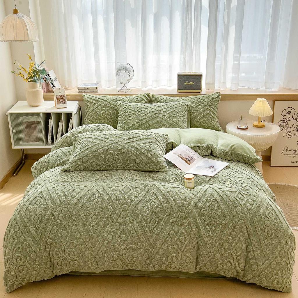 Winterverdicktes Milchfleece-Bettwäsche-Vierteiliges Set Warme Hautfreundliche Laken Bettbezug Kissenbezug