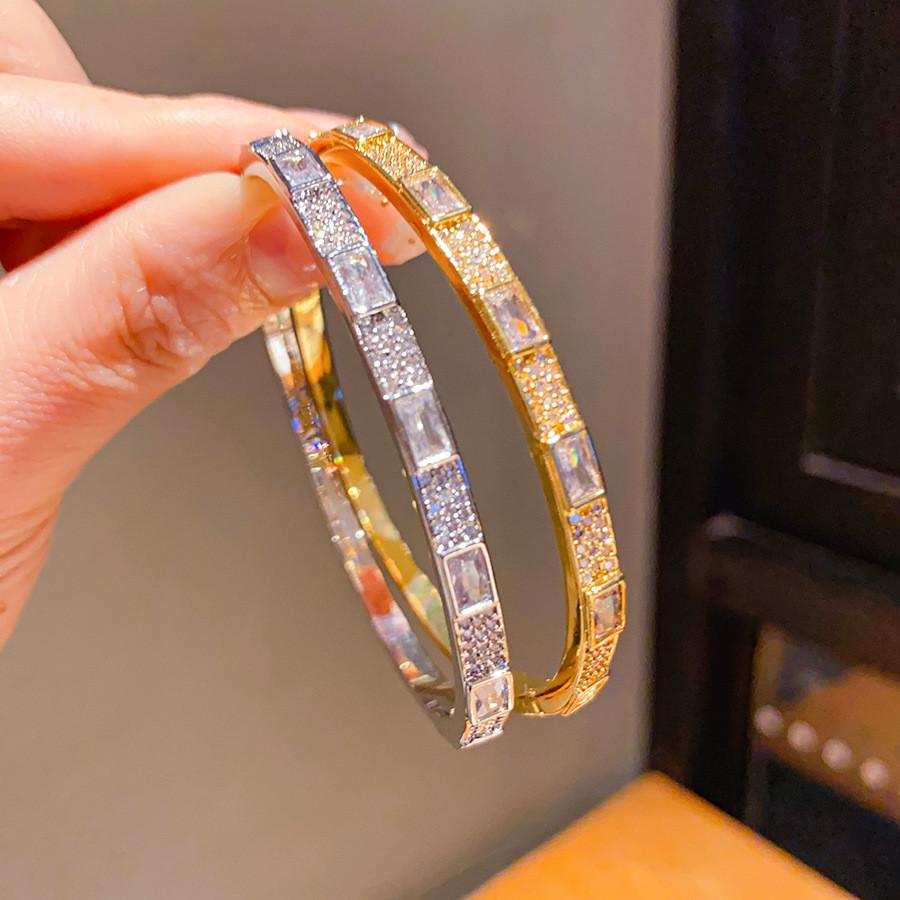 Kupfer Zirkon Kreis Quadrat Armband Mit Zirkonia Für Elegante Frauen