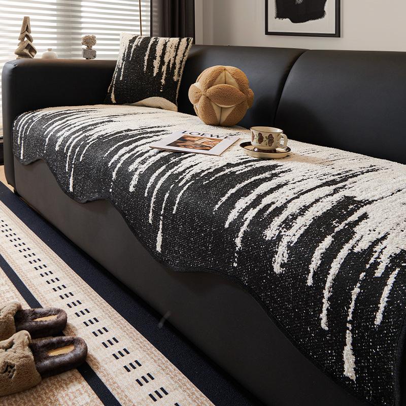 

Light Luxury High-End Special-Shaped Sofa Cushion New Four-Season Universal Straight Row Non-Slip Cover One-Piece Sofa Cushion 90*70cm