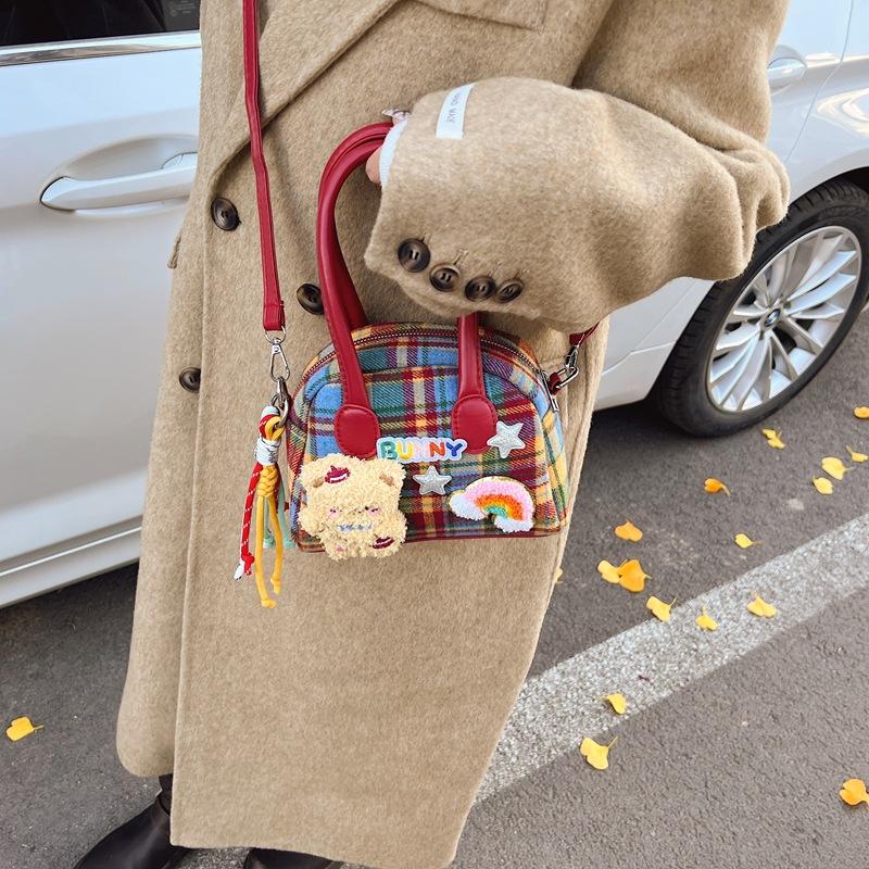 Change Bag 2025 New Retro Cute Messenger Bag Plaid Earphones Handbag Commuter Shoulder Bag